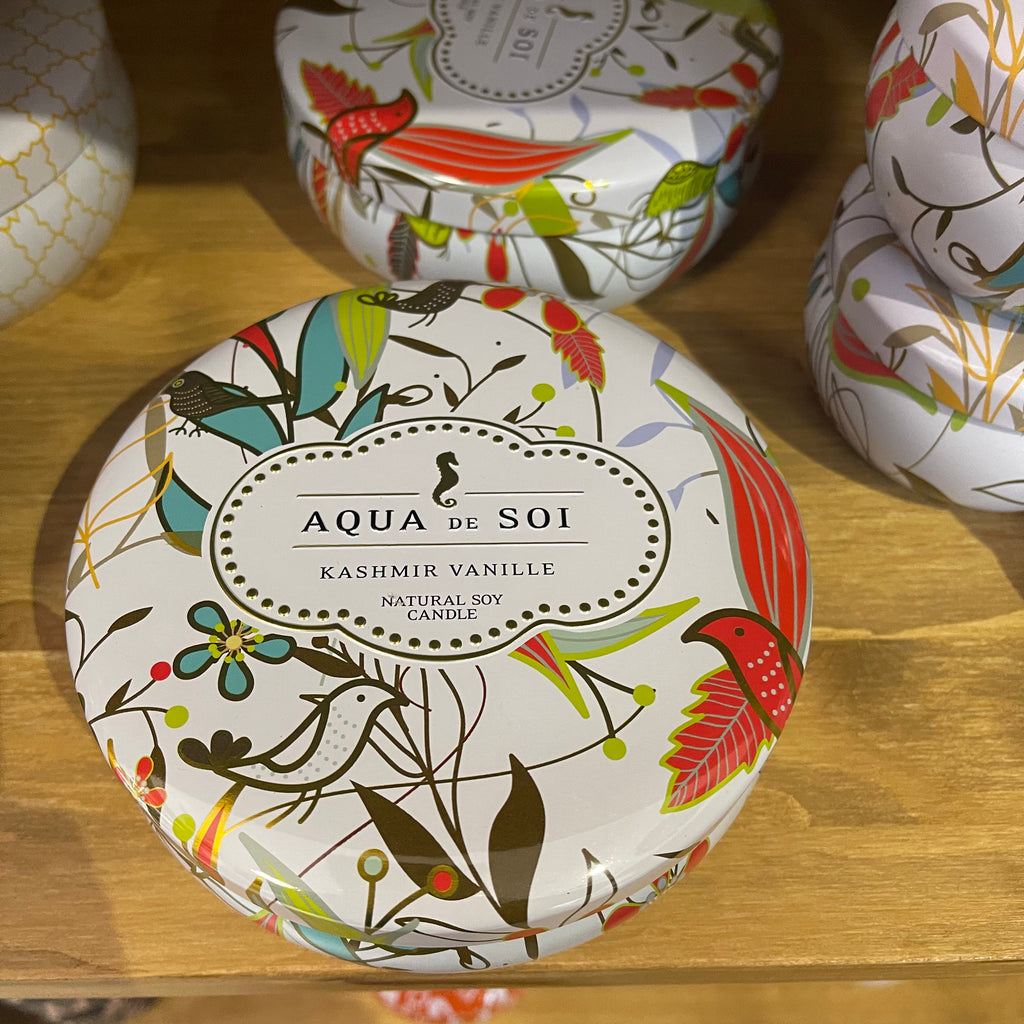 Candela profumata in contenitori di latta M