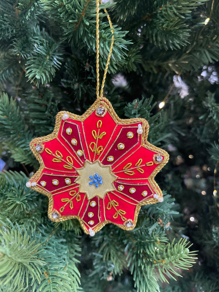 Decorazione natalizia ricamata a mano Baci Milano