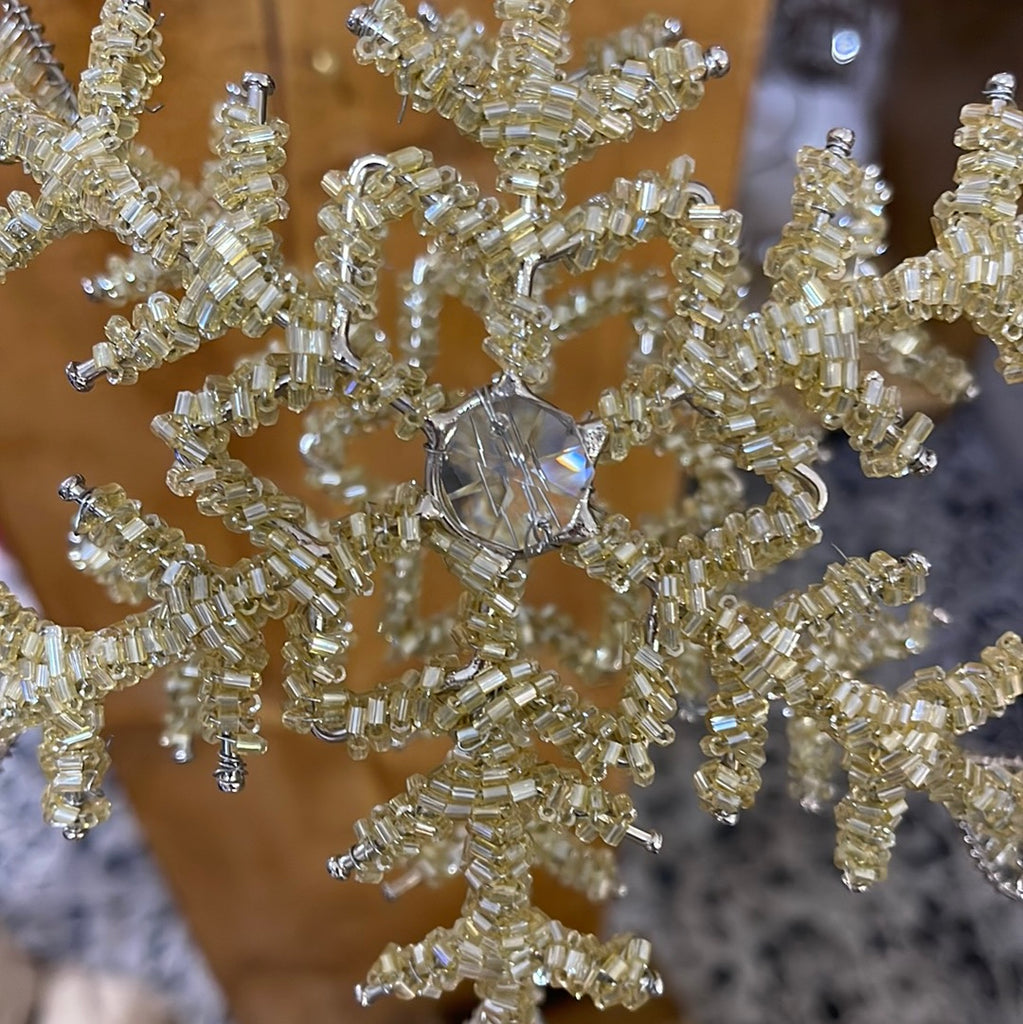 Puntale stella con perline