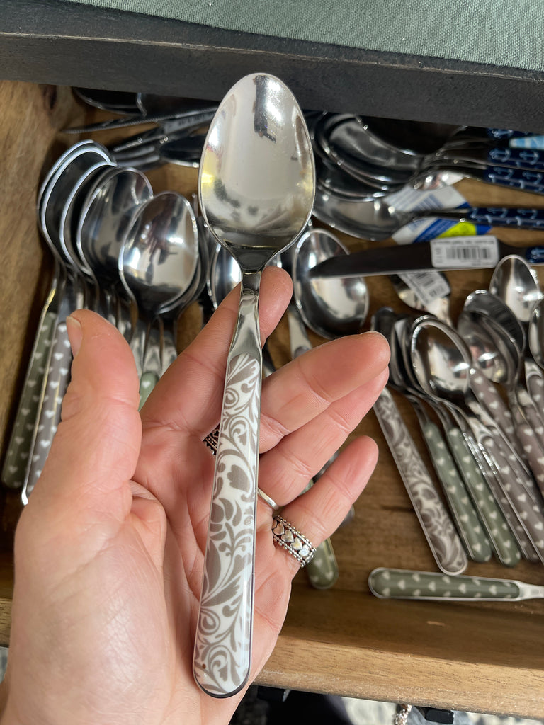 Cucchiaio da tavola Neva Posateria decorazioni varie