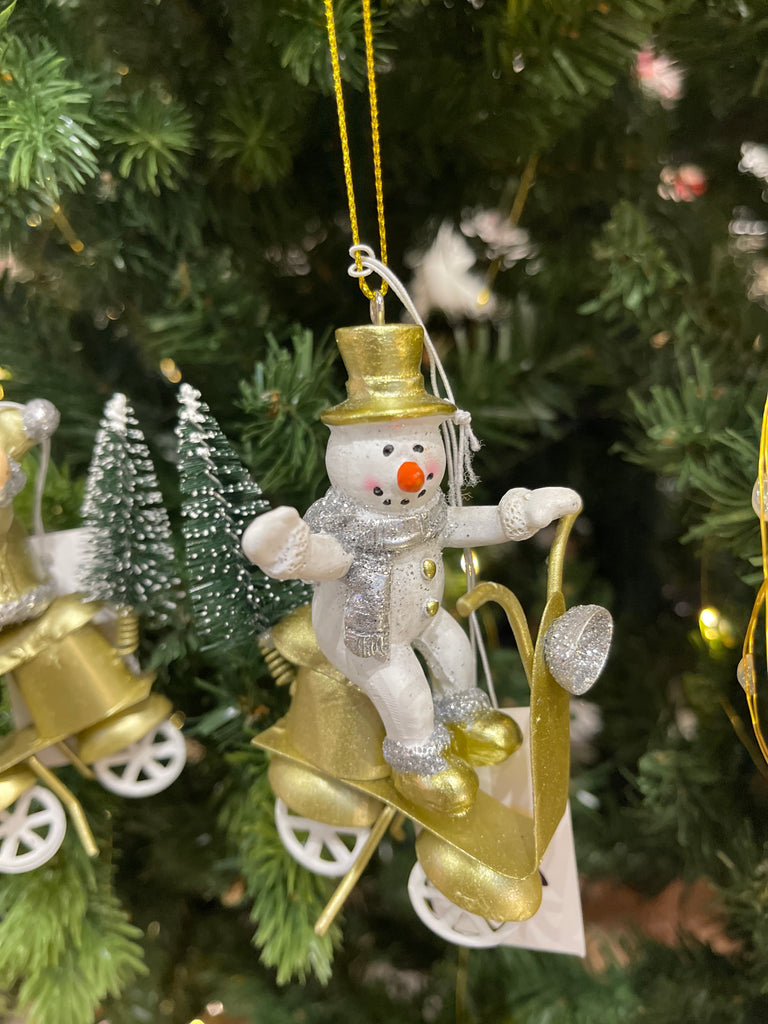 Decorazione natalizia in ottone con pupazzo