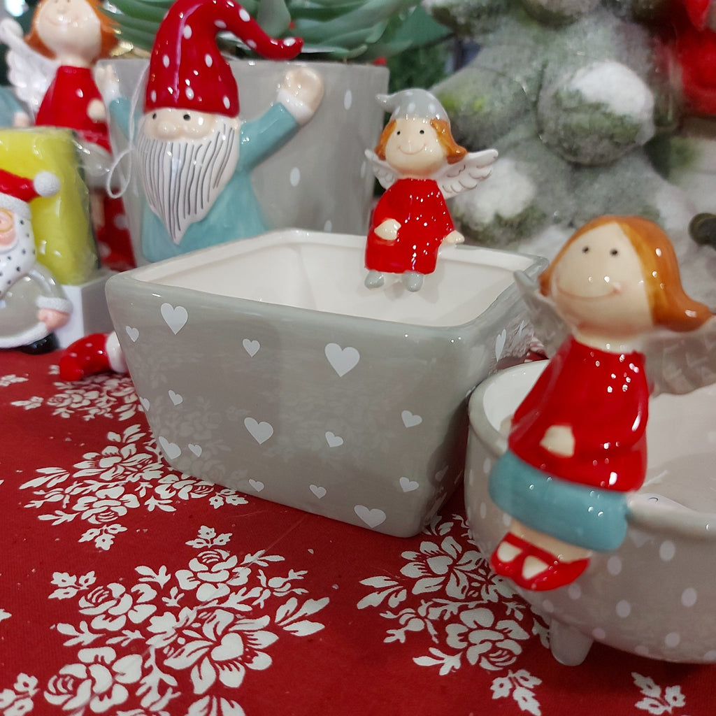 Ciotola quadrata con angelo